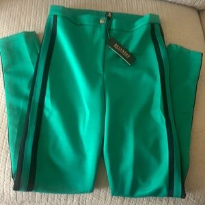Size M , stretch dress pants, New